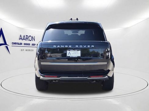 Used 2025 Land Rover Range Rover Long Wheelbase SE AWD/4WD image 5