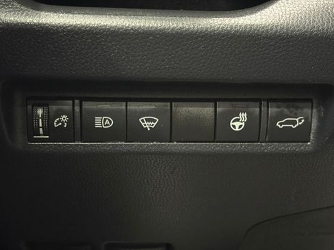 Used 2019 Toyota RAV4 XLE w/ Convenience Package AWD/4WD image 23
