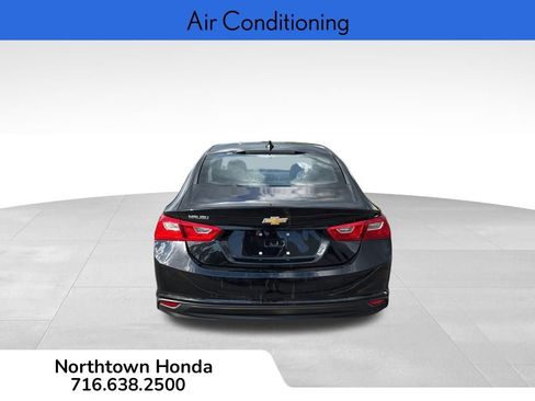 Used 2022 Chevrolet Malibu LS image 6