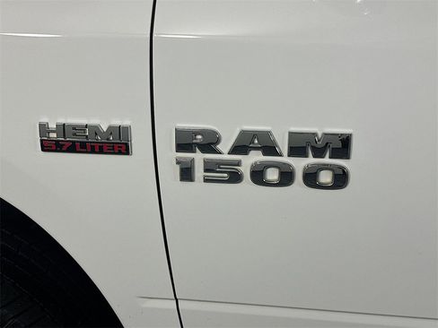 Used 2017 RAM 1500 Big Horn image 28