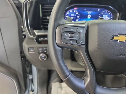 Used 2025 Chevrolet Silverado 1500 High Country w/ Technology Package AWD/4WD image 16