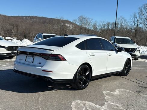 Used 2023 Honda Accord Sport image 3