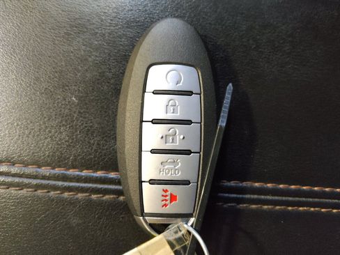Used 2022 Nissan Altima 2.5 SR w/ Midnight Edition Package FWD image 32