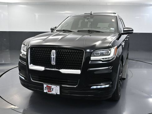Used 2024 Lincoln Navigator Reserve w/ Equipment Group 201A AWD/4WD image 12