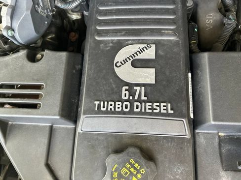 Used 2024 RAM 3500 Tradesman w/ Towing Technology Group AWD/4WD image 13