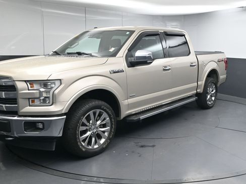 Used 2017 Ford F150 Lariat w/ Equipment Group 502A Luxury image 4