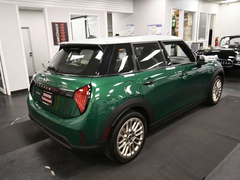 Used 2025 MINI Cooper S FWD image 8