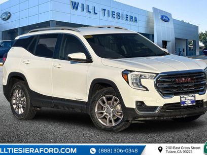 Used 2024 GMC Terrain SLT