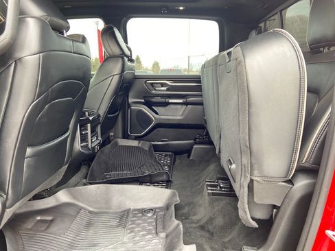 Used 2021 RAM 1500 Laramie w/ Sport Appearance Package image 18