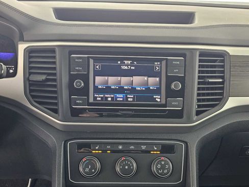 Used 2022 Volkswagen Atlas SE image 27