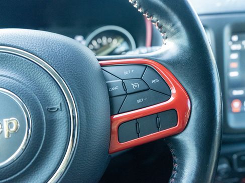 Used 2020 Jeep Compass Trailhawk image 23