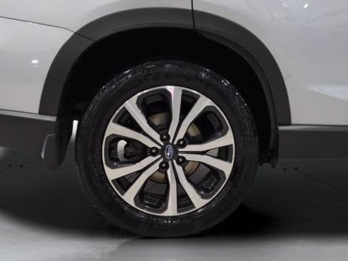 Certified 2023 Subaru Forester Limited AWD/4WD image 25