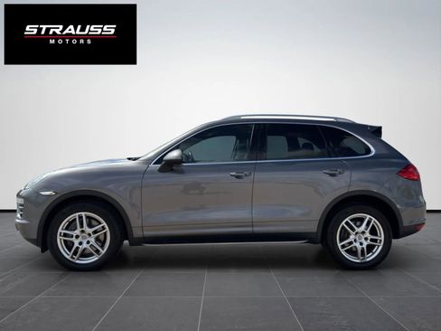 Used 2013 Porsche Cayenne Diesel AWD/4WD image 6