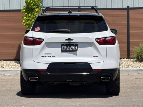 Used 2022 Chevrolet Blazer RS w/ LPO, 'HIT The Road' Package AWD/4WD image 5