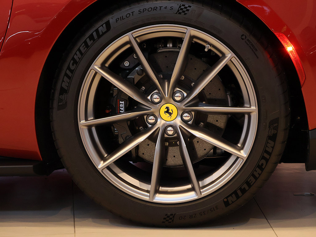 Certified 2023 Ferrari 812 GTS RWD image 62