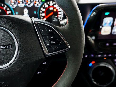 Used 2018 Chevrolet Camaro ZL1 image 63