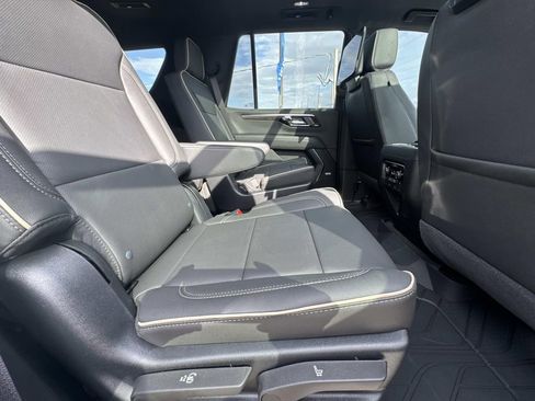 New 2026 Chevrolet Tahoe Premier image 9