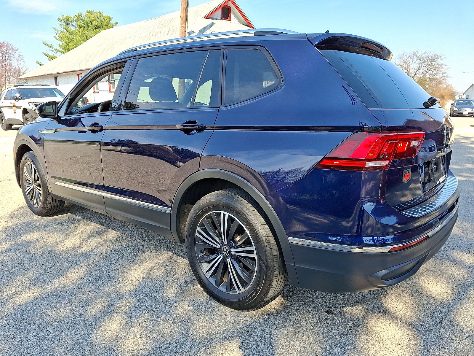 Used 2024 Volkswagen Tiguan Wolfsburg Edition FWD image 4