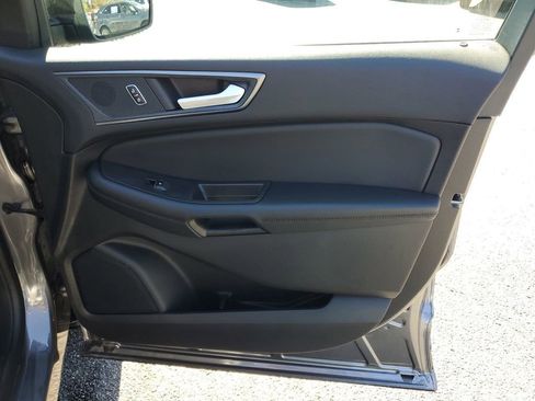 New 2024 Ford Edge SE w/ Black Appearance Package image 33