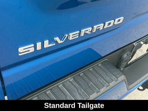 Used 2023 Chevrolet Silverado 1500 Custom image 33