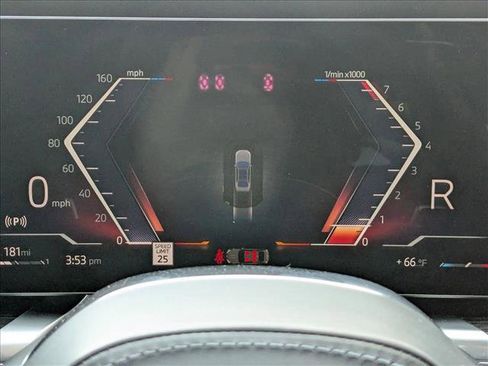 Certified 2023 BMW 740i image 11