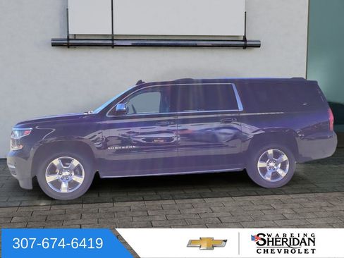Used 2018 Chevrolet Suburban Premier AWD/4WD image 5