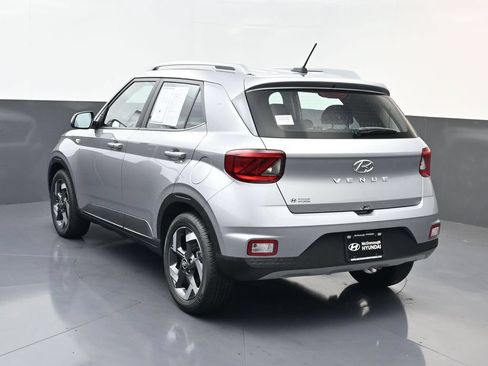 Certified 2026 Hyundai Venue SEL FWD image 6