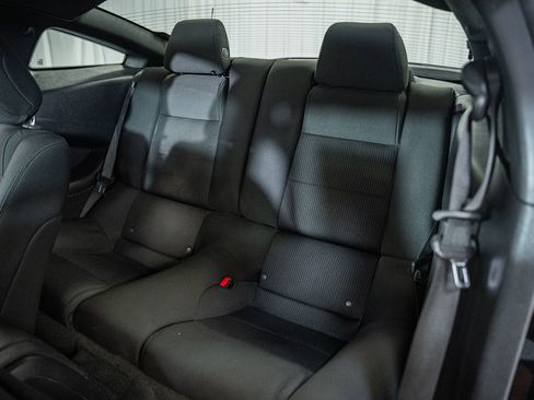 Used 2013 Ford Mustang GT RWD image 39