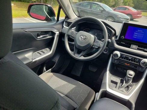 Used 2023 Toyota RAV4 XLE w/ Convenience Package FWD image 22