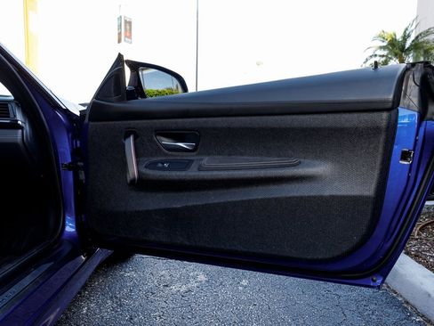 Used 2019 BMW M4 CS w/ Executive Package image 37