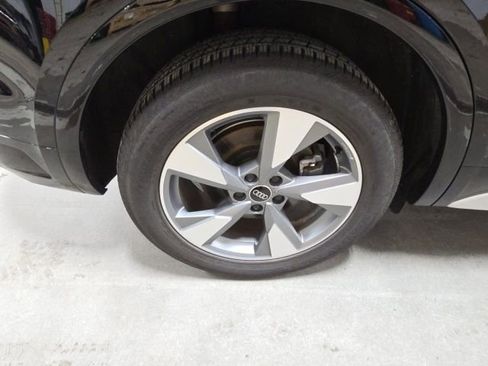 Used 2024 Audi Q5 2.0T Premium image 13