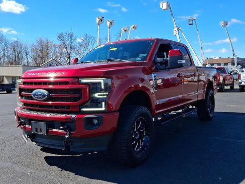 Used 2022 Ford F250 Lariat image 4