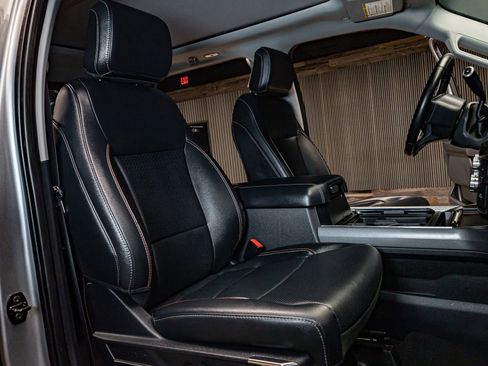 Used 2023 Ford F450 Lariat w/ Camper Package image 28