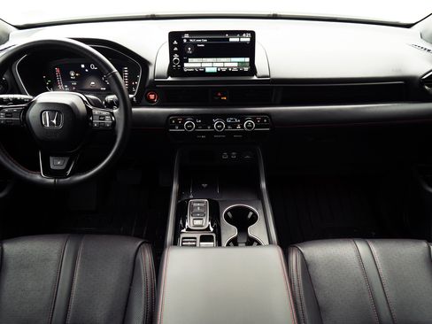 Used 2025 Honda Pilot Black Edition image 27