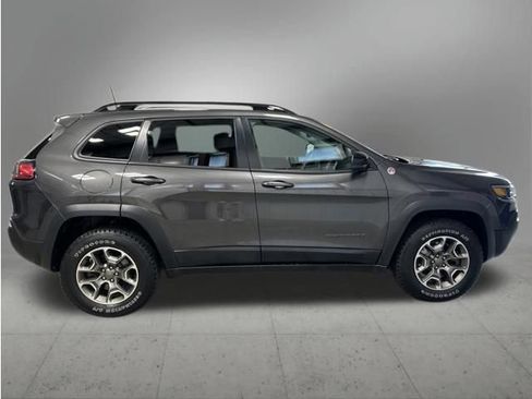 Used 2022 Jeep Cherokee Trailhawk w/ Sound & Nav Group AWD/4WD image 6