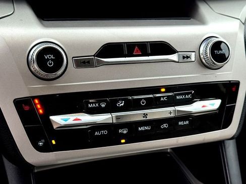 Used 2023 Ford Explorer XLT w/ Equipment Group 202A image 19