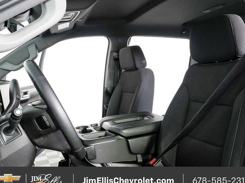 Used 2024 Chevrolet Silverado 1500 RST RWD image 5
