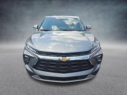 Used 2025 Chevrolet Blazer LT AWD/4WD image 3