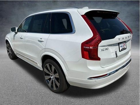 New 2025 Volvo XC90 T8 Plus w/ Protection Package Premier AWD/4WD image 8