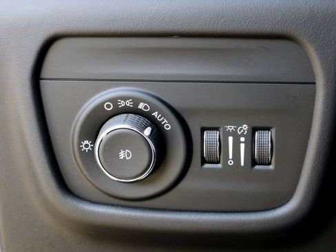 Used 2025 Jeep Grand Cherokee L Summit AWD/4WD image 20