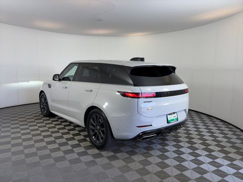 Used 2024 Land Rover Range Rover Sport Dynamic SE AWD/4WD image 8