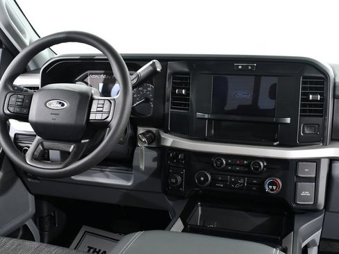 New 2026 Ford F350 XLT w/ 360-Degree Camera Package AWD/4WD image 8