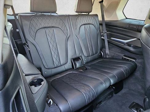 Used 2019 BMW X7 xDrive40i w/ Premium Package image 21
