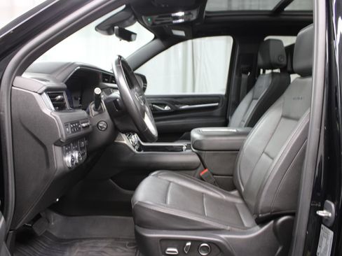 Used 2023 GMC Yukon XL Denali w/ Denali Reserve Package AWD/4WD image 15