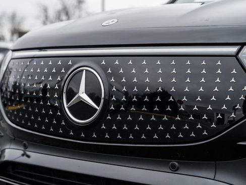 Certified 2024 Mercedes-Benz EQB 300 300 image 12