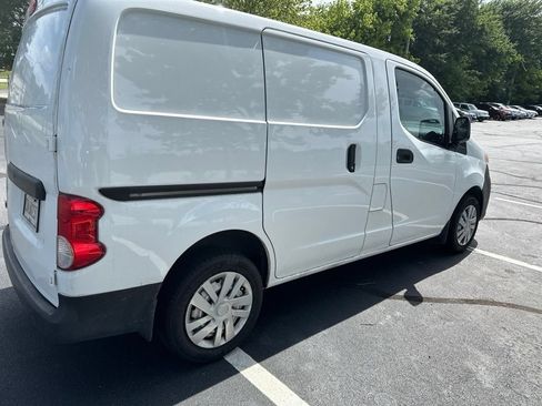 Used 2021 Nissan NV200 S FWD image 6