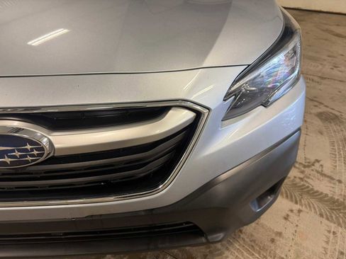 Used 2021 Subaru Outback Premium AWD/4WD image 5