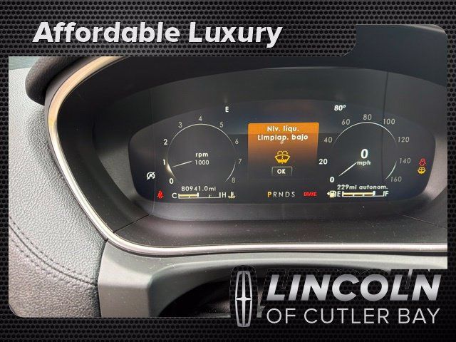 Used 2020 Lincoln Nautilus FWD image 1