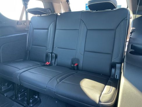 New 2026 Chevrolet Suburban Premier AWD/4WD image 17