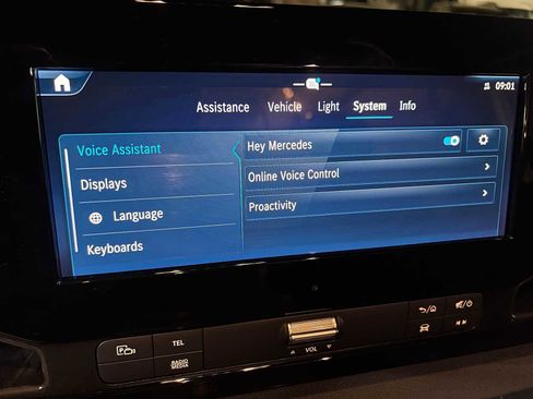 Used 2025 Mercedes-Benz Sprinter 2500 image 37